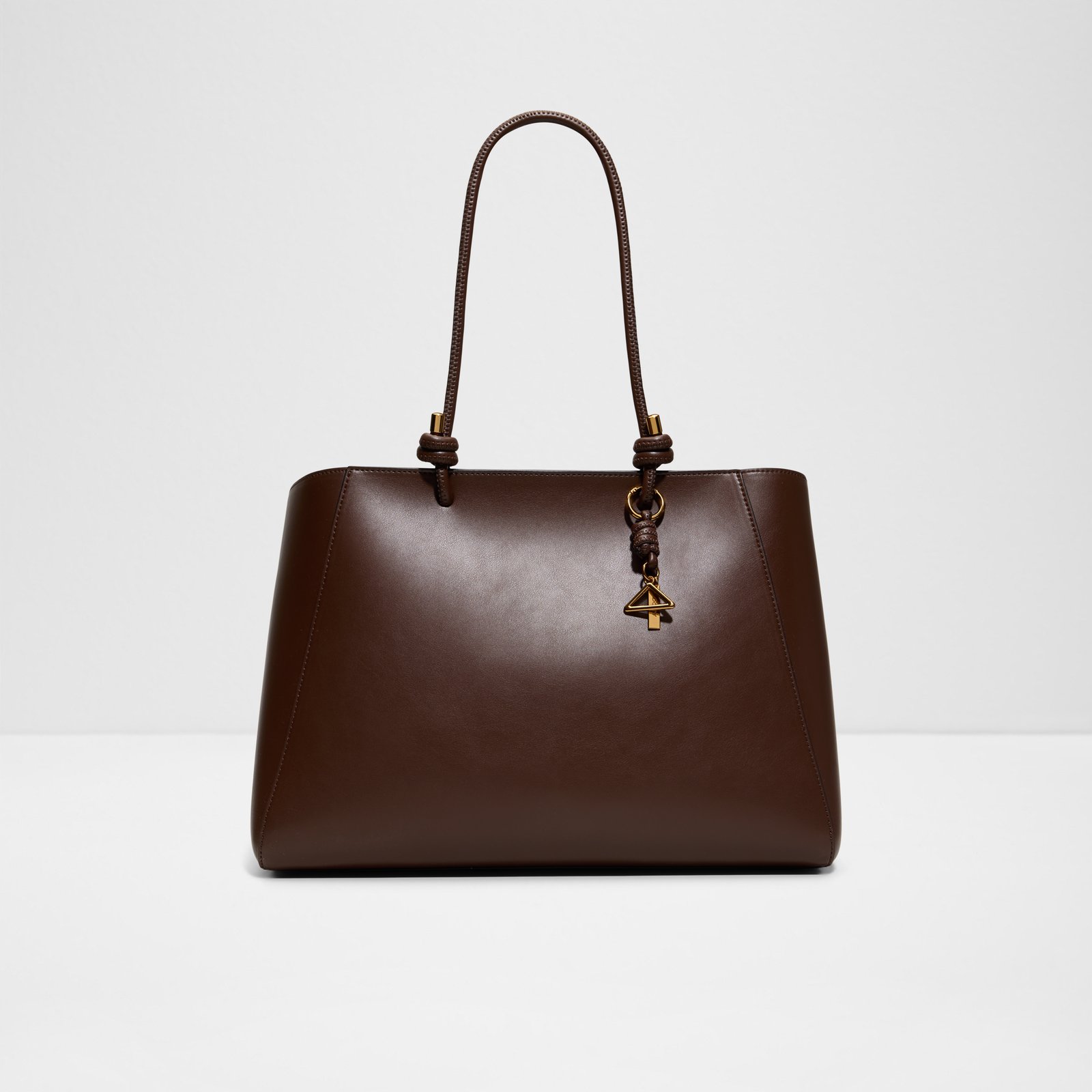 lilytote_brown_200-002-029_main_sq_nt_1600x1600