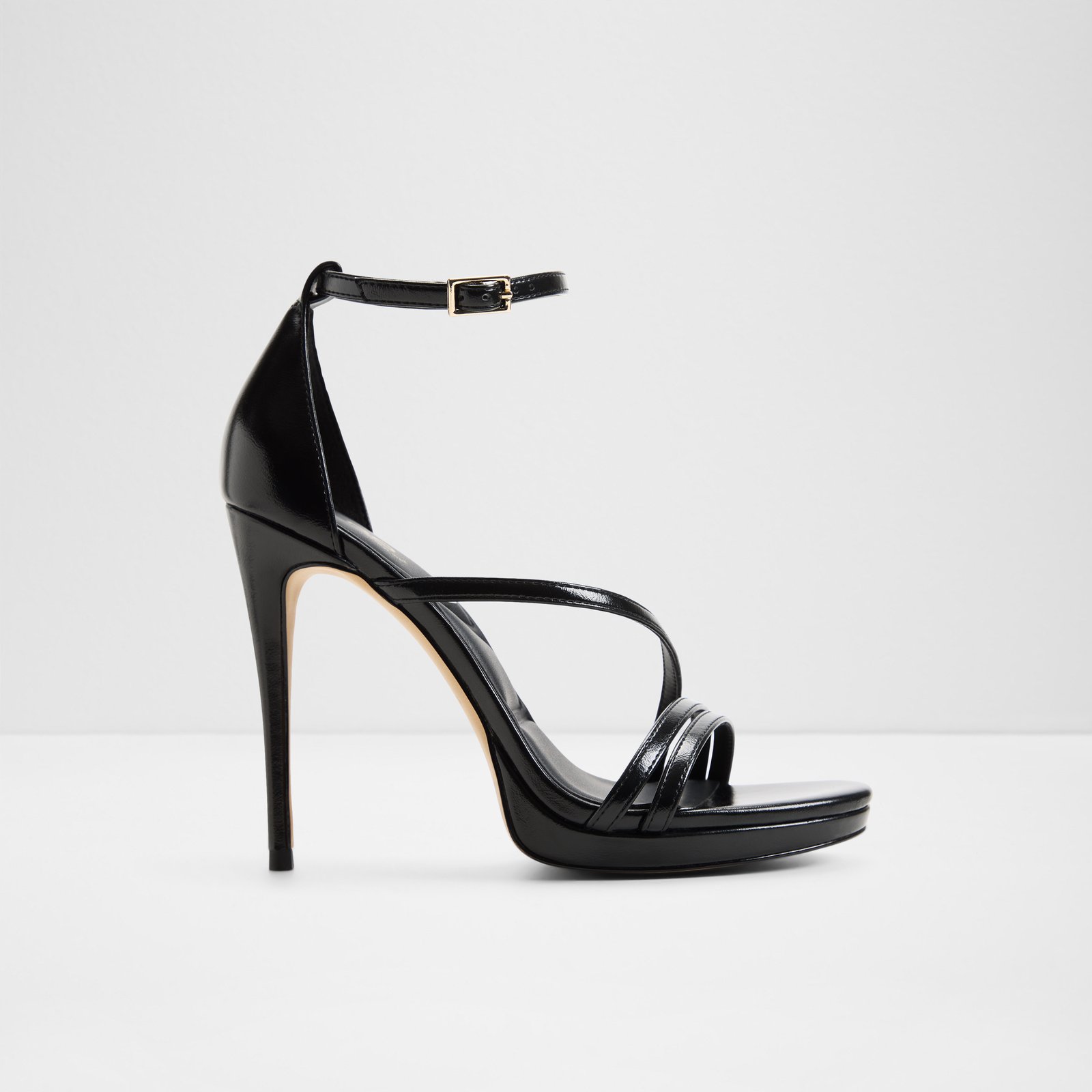 odella_black_001-002-042_main_sq_nt_1600x1600