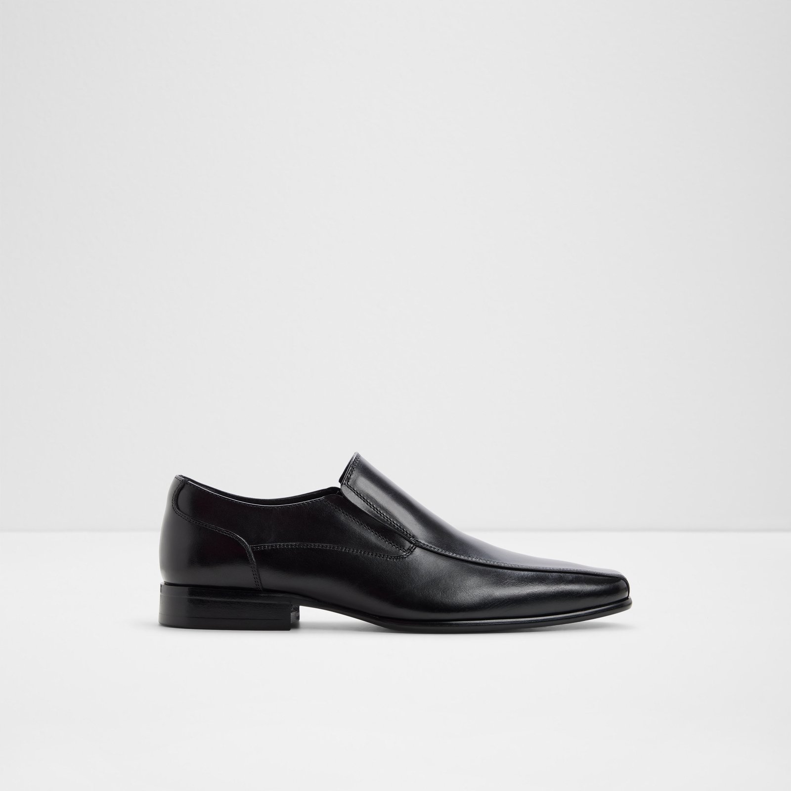 santillo_black_001-001-043_main_sq_nt_1600x1600