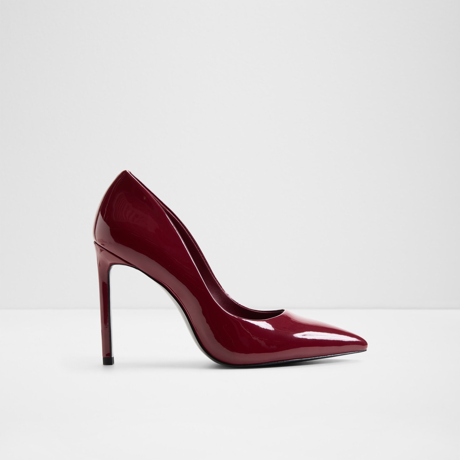 stessy2.0_red_609-002-033_main_sq_nt_1600x1600