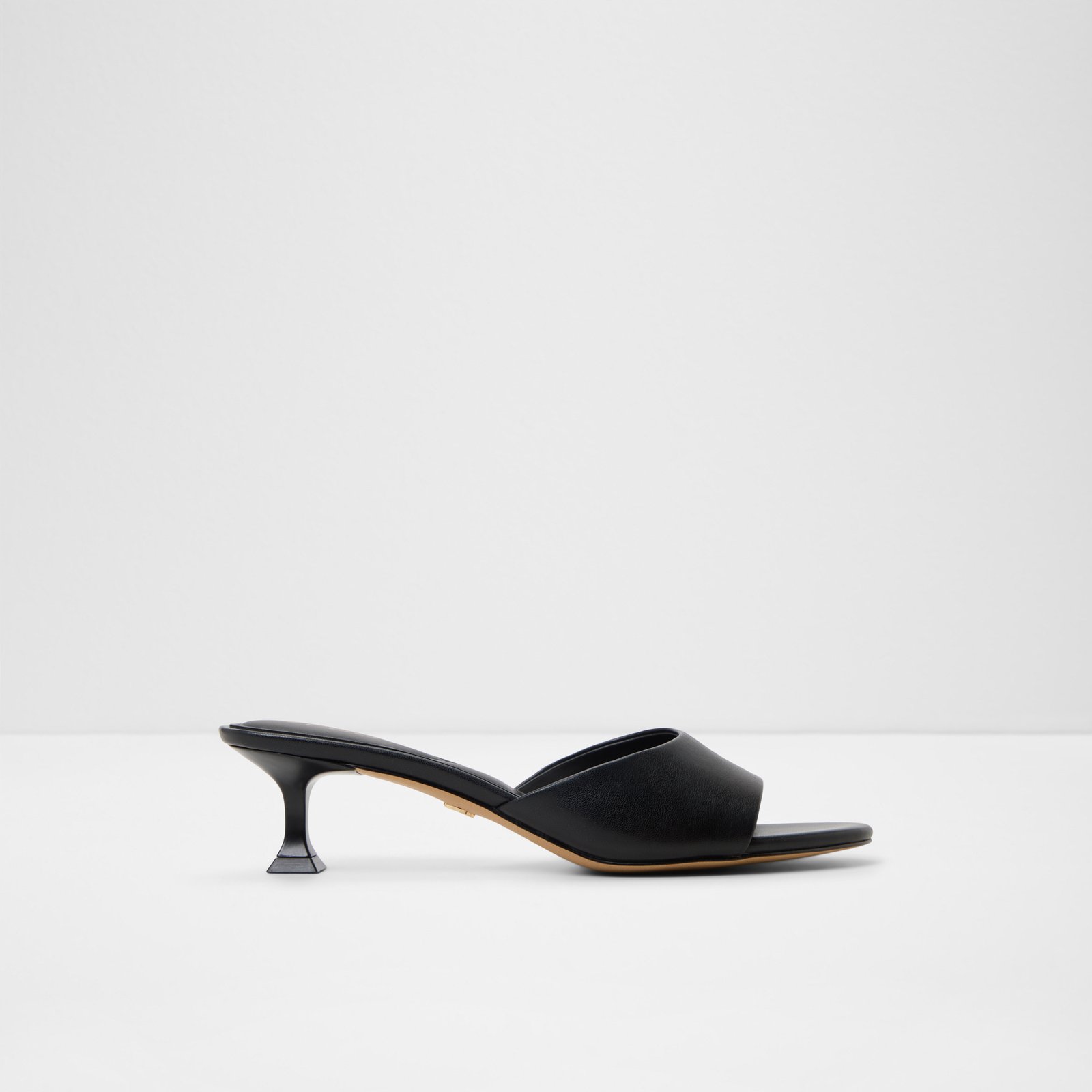Delphinia