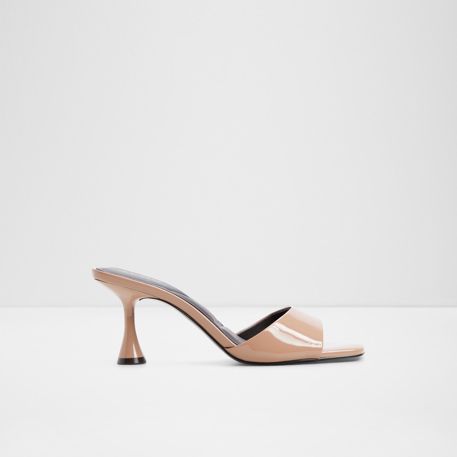 alathia_beige_260-002-033_main_sq_nt_1600x1600