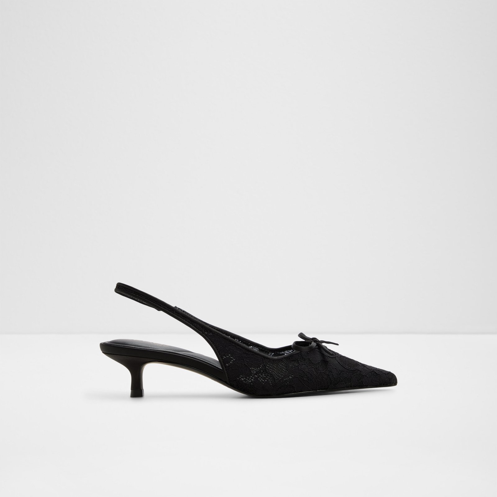azaro_black_009-003-018_main_sq_nt_1600x1600
